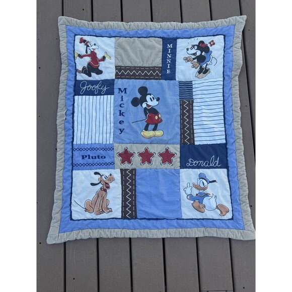Vintage Disney Quilt Patchwork Mickey Minnie Goofy Donald Pluto 40” x 33” - Picture 1 of 6